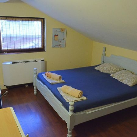 Hostel Bed N Beer Beograd Ngoại thất bức ảnh