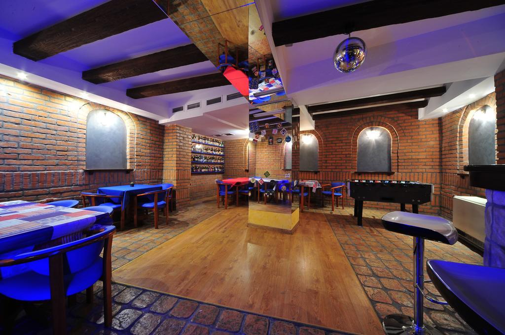Hostel Bed N Beer Beograd Phòng bức ảnh