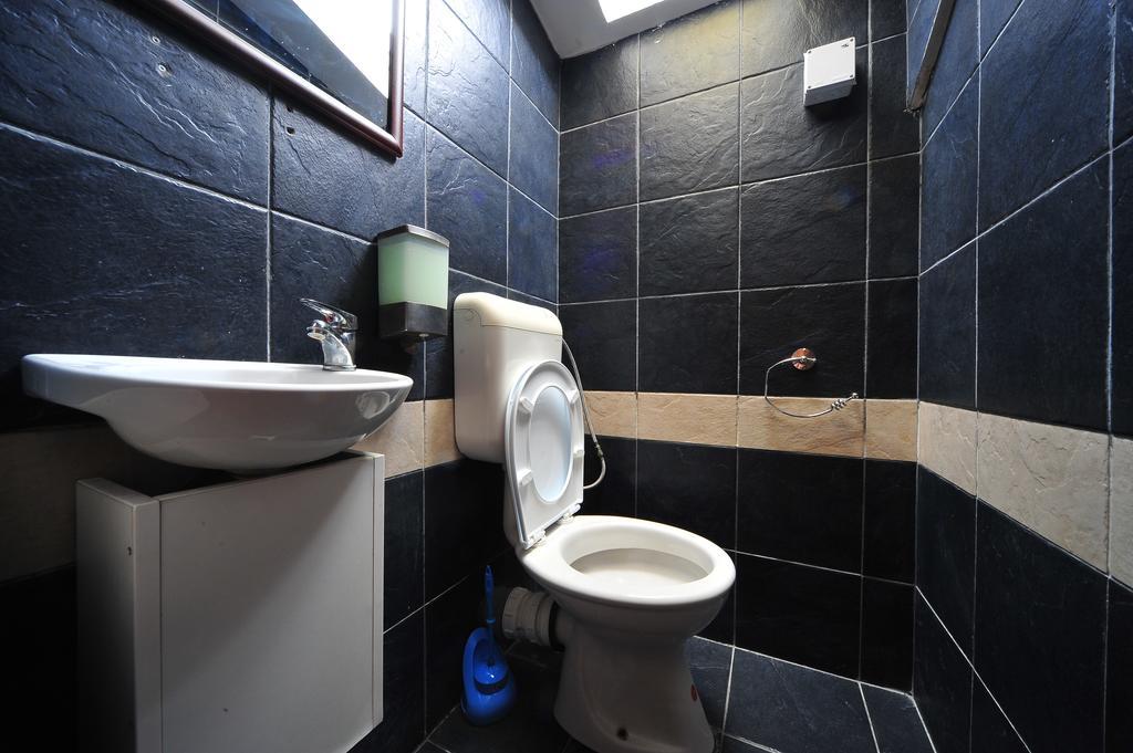 Hostel Bed N Beer Beograd Phòng bức ảnh