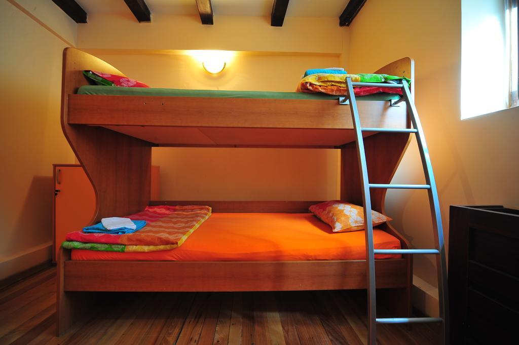 Hostel Bed N Beer Beograd Phòng bức ảnh