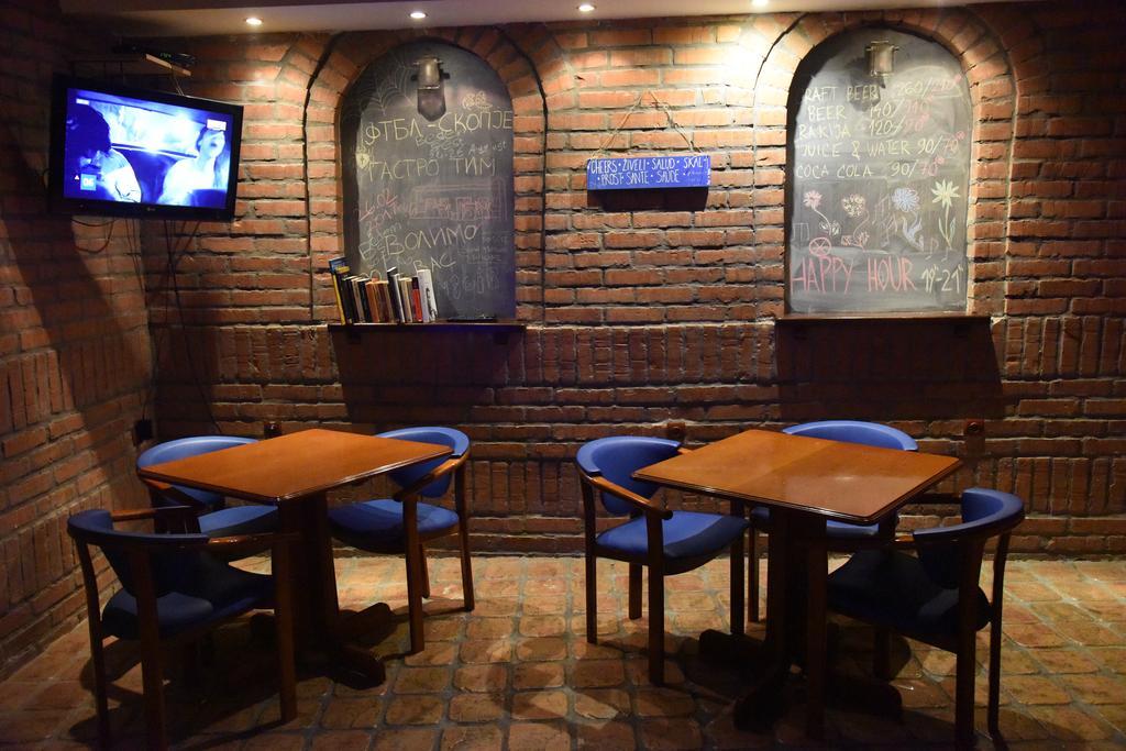 Hostel Bed N Beer Beograd Ngoại thất bức ảnh